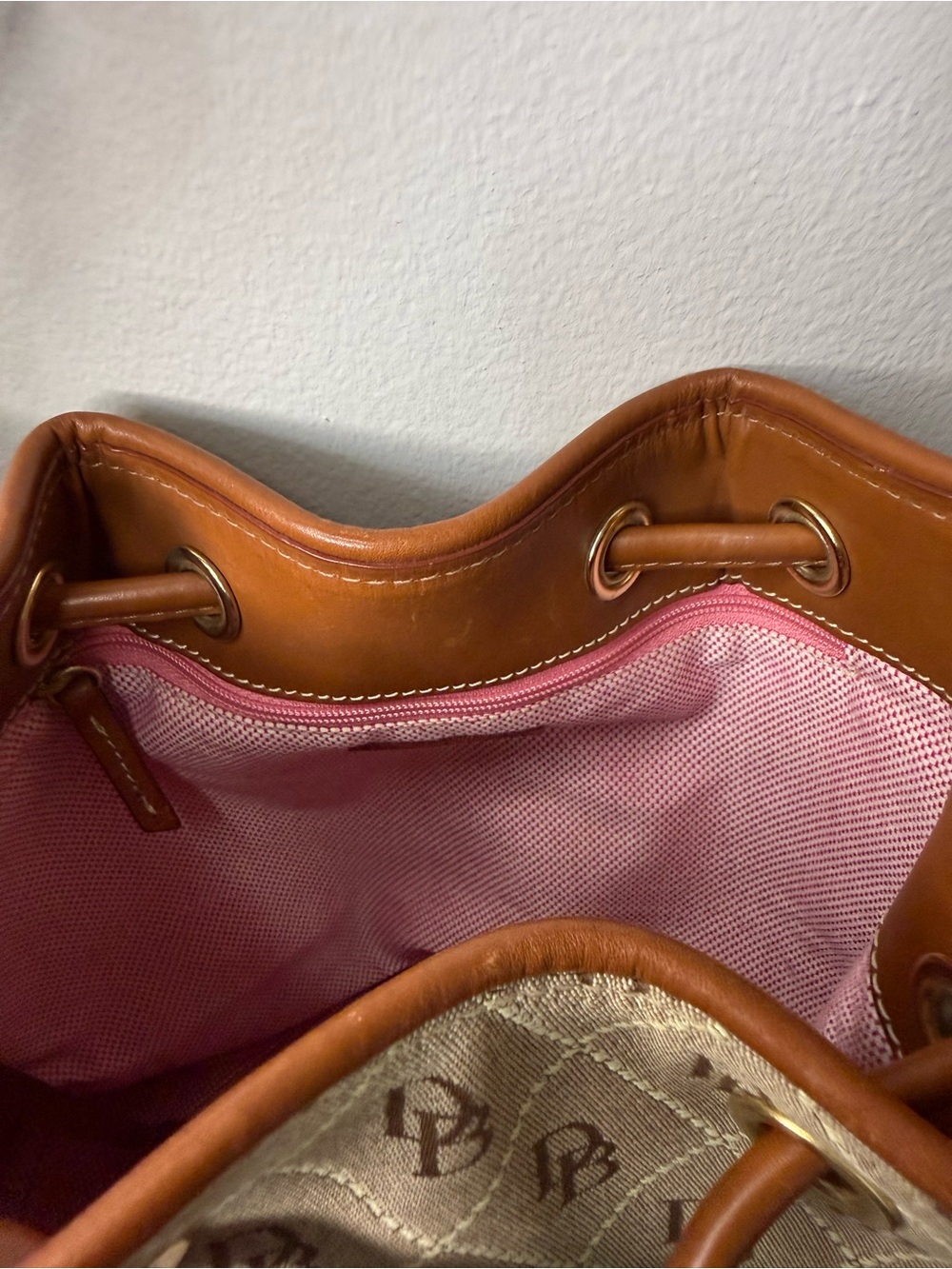 Dooney & Bourke DB Monogram Drawstring Bucket Bag Brown Tan Shoulder Purse - Picture 5 of 12